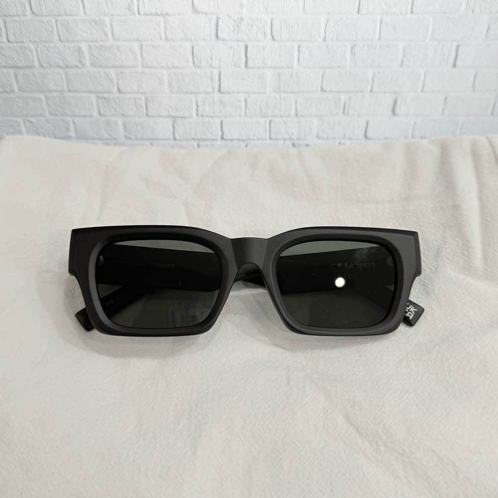 Le Specs Shmood Black Sunglasses - Picture 3 of 7